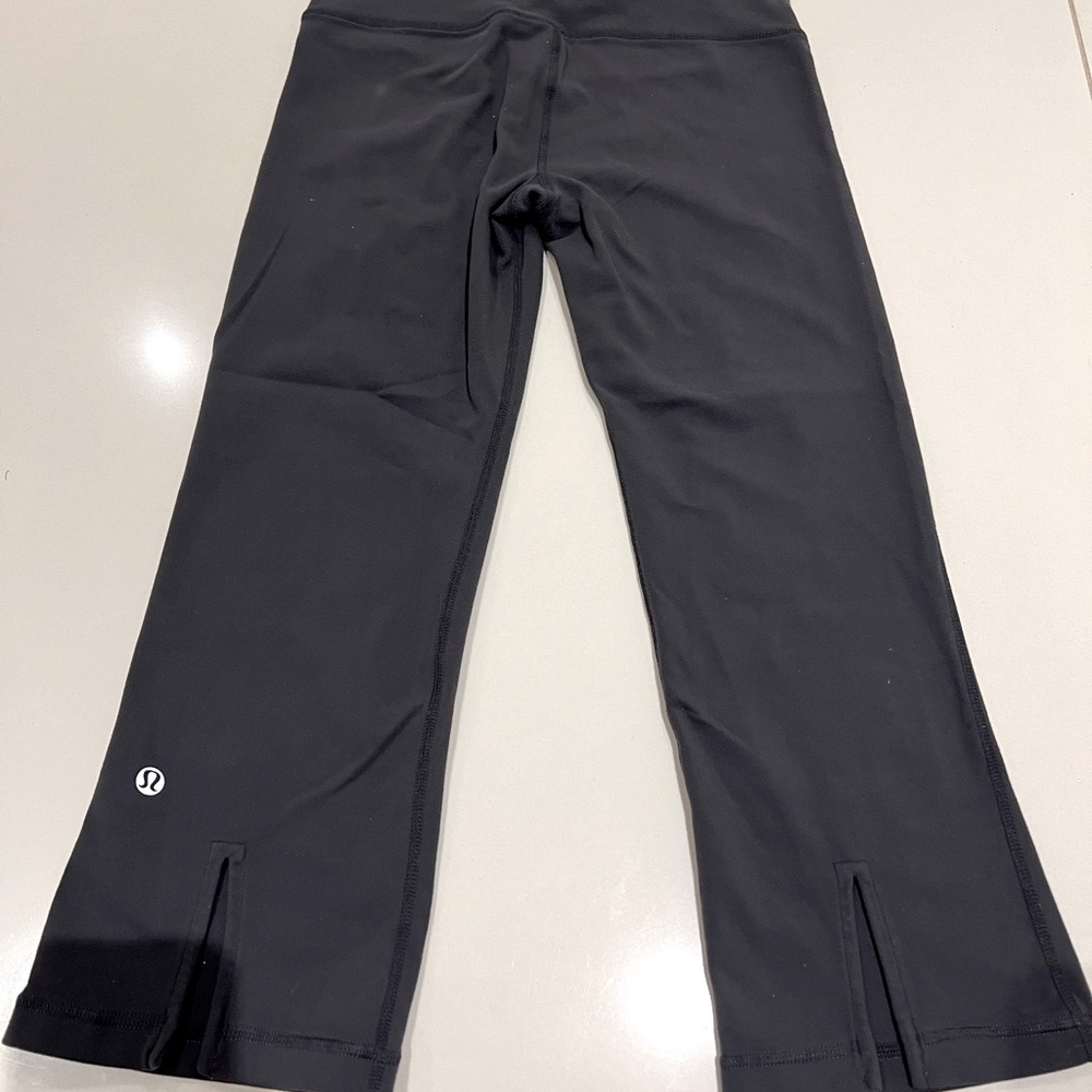 Lululemon legging size 4 Black